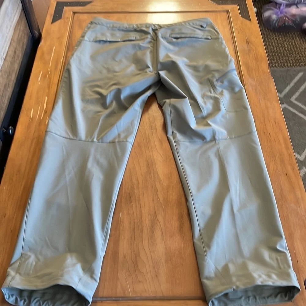 Rei NWOT Nylon Pants Large-30L